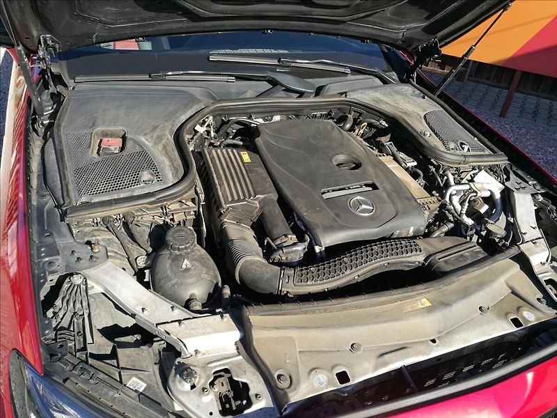 Mercedes-Benz Třídy E E 300 kupé odpočet DPH - fotka 16 z 18