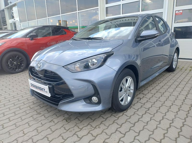 Toyota Yaris (2026) 1.5 HEV Comfort Fleet - fotka 2 z 11