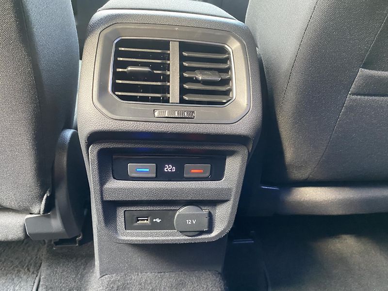 Volkswagen Tiguan Allspace 1.4 TSI 110kW - ALLSPACE - LED - fotka 33 z 50