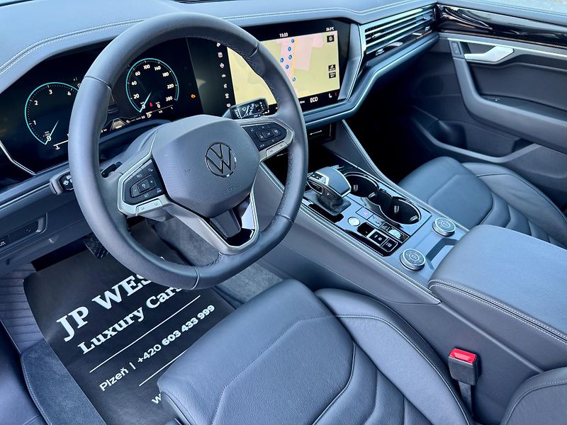 Volkswagen Touareg (2024) Model 2025, Kůže, VZDUCH,Tažné - fotka 12 z 43