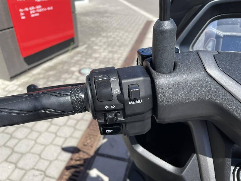 Yamaha (2026) NMAX 125 EU5+ - fotka 10 z 11