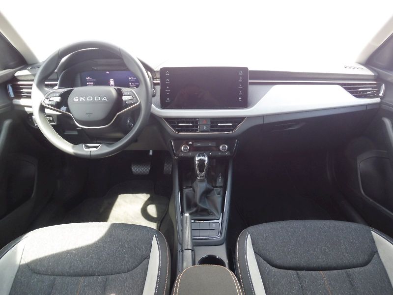 Škoda Scala (2025) Top Selection 1,5 TSI 110kW DS - fotka 5 z 30