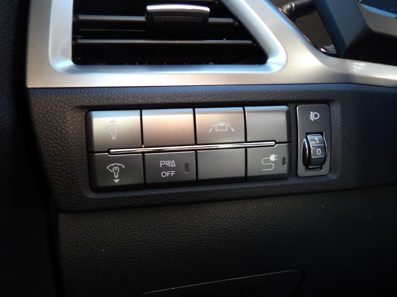 SsangYong Korando (2022) 1,5 T-GDi, 120kw, automat - fotka 35 z 40