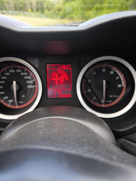 Alfa Romeo 159 (2012) Alfa Romeo 159 Sportwagon 1.75 - fotka 7 z 8