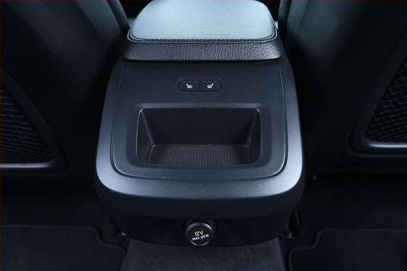 Volvo V90 (2018) D4, Automat, Serv.kniha, Kůže - fotka 27 z 27