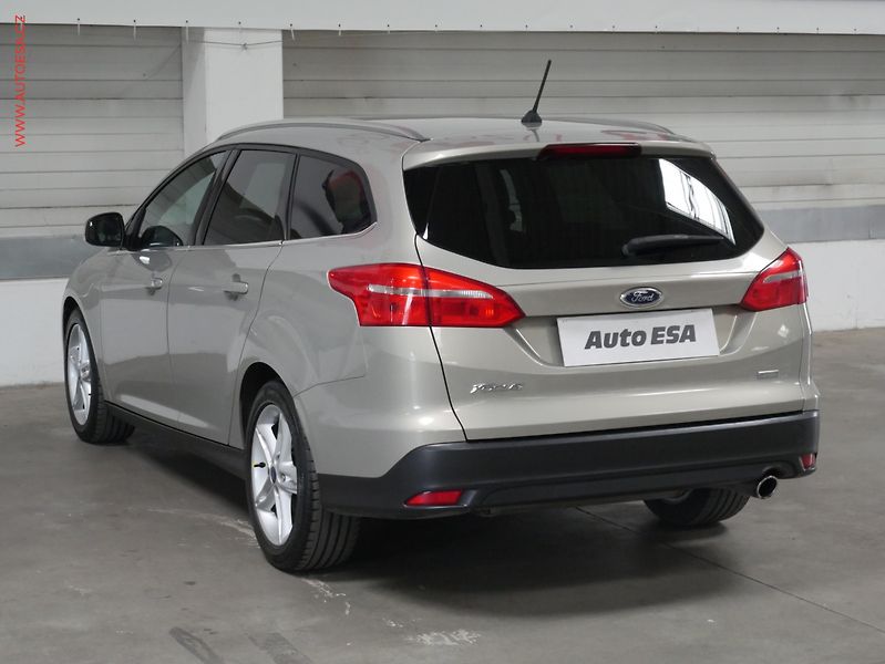 Ford Focus (2017) 1.5EB, ČR, navi, autoAC - fotka 4 z 22