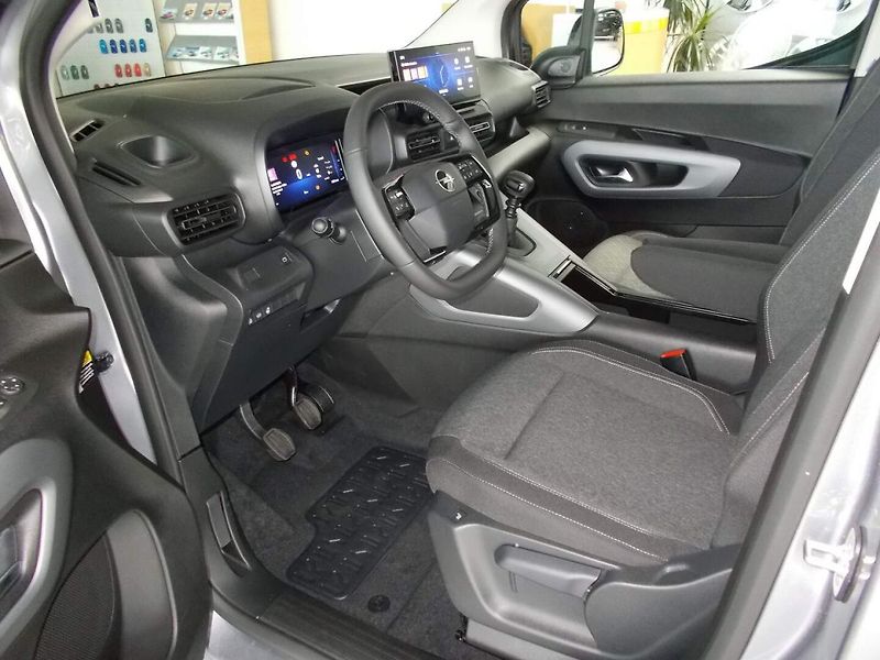 Opel Combo (2026) Edition Plus L1H1 1.2 TURBO (8 - fotka 17 z 33