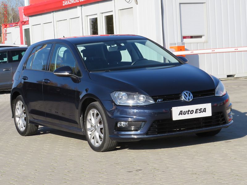 Volkswagen Golf (2016) 1.4TSi, R-line, navi - fotografie inzerátu
