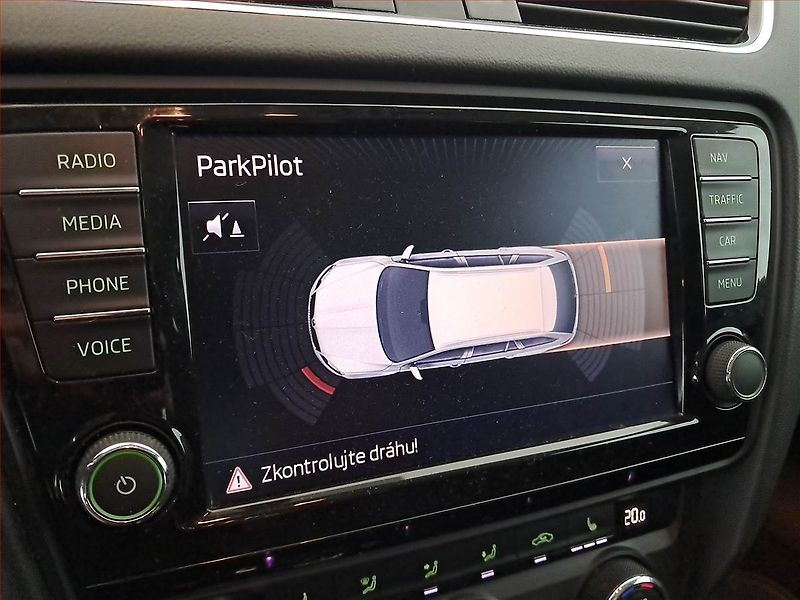 Škoda Octavia (2017) Style 1.6 TDI, Serv.kniha - fotka 17 z 21