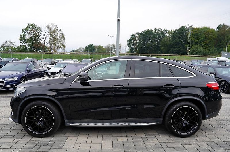 Mercedes-Benz GLE 350d 4Matic AMG/260PS/ČR - fotka 3 z 43