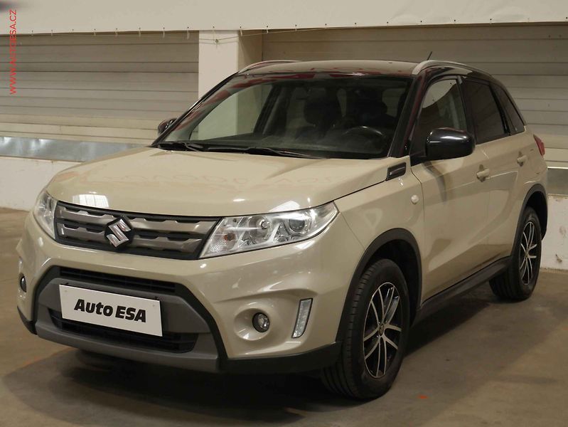 Suzuki Vitara (2016) 1.6 DDIS, Navi, AC - fotka 3 z 20