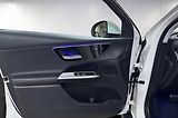 Mercedes-Benz GLC 300 e 4MATIC AMG Tažné - náhled 16