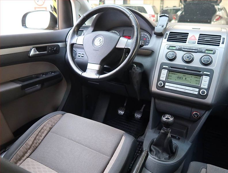 Volkswagen Touran (2008) Cross 2.0 TDI, Eko.zaplacen - fotka 7 z 18
