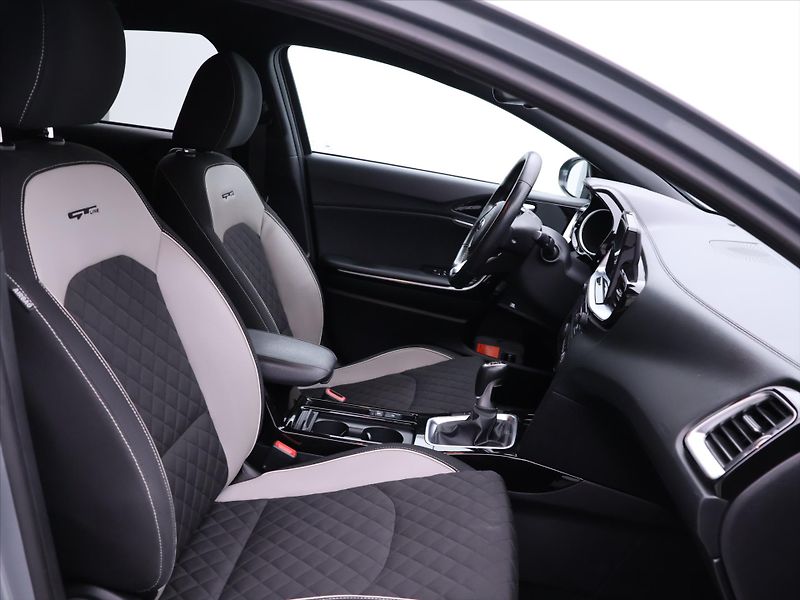 Kia ProCeed 1,4 T-GDI 103kW GT-Line CZ - fotka 13 z 35