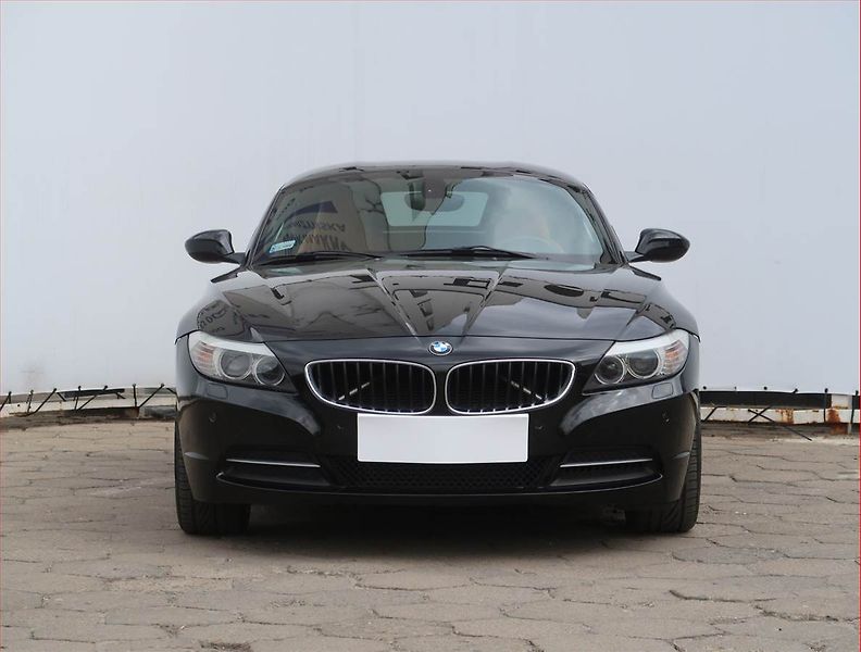 BMW Z4 (2013) sDrive20i, Kůže, Bi-Xenony - fotka 18 z 24