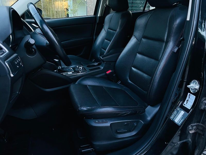Mazda CX-5 2.5i 4x4 AUT KAMERA LED VÝHŘEV - fotka 22 z 45