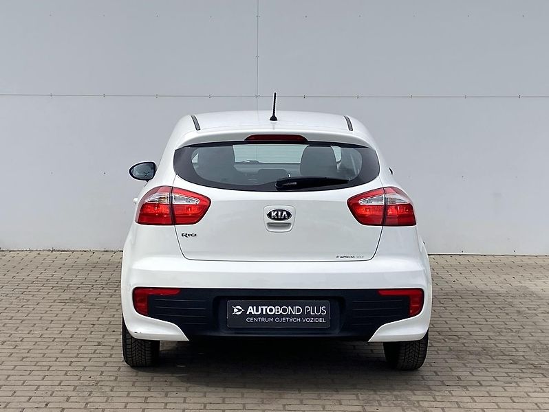 Kia Rio 1.25 CVVT 61kW Comfort PLUS - fotka 9 z 18