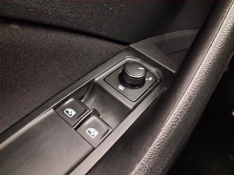 Škoda Scala (2019) Ambition 1.0 TSI, Serv.kniha - fotka 18 z 20