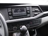 Volkswagen Transporter 2,0 TDI 110kW DSG 9-Míst CZ DP - náhled 17