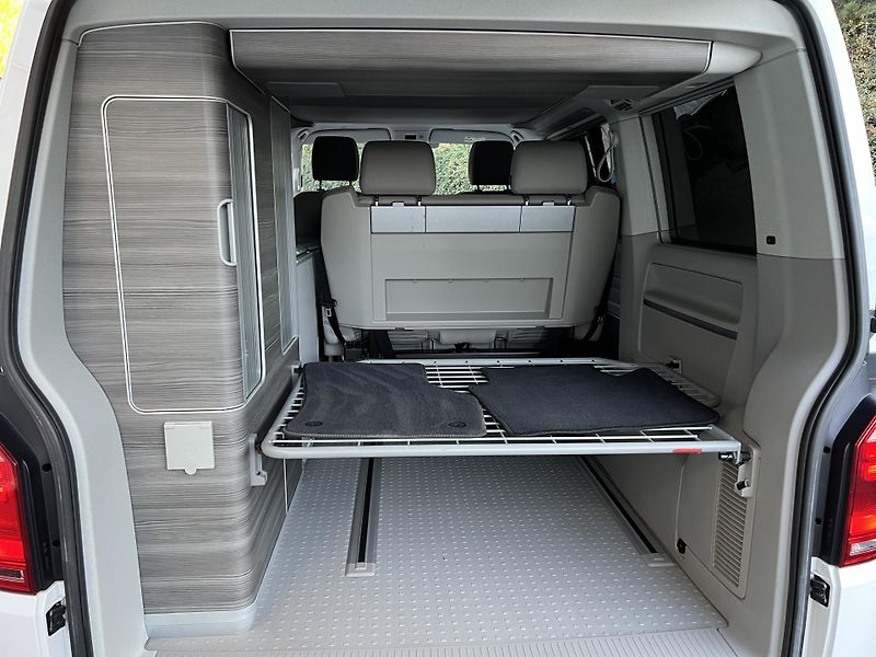 Volkswagen California T6 OCEAN DSG 4MOTION 150 kW - fotka 20 z 28