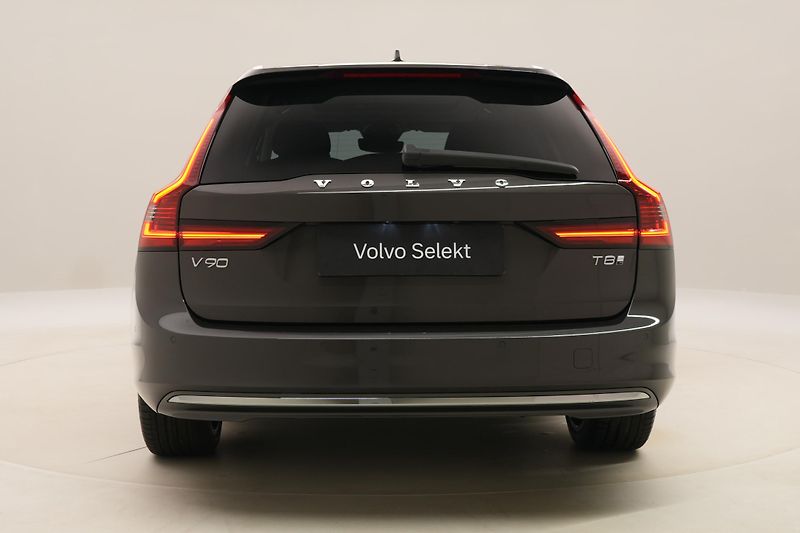 Volvo V90 T8 AWD RECHARGE BRIGHT ULTRA - fotka 12 z 58