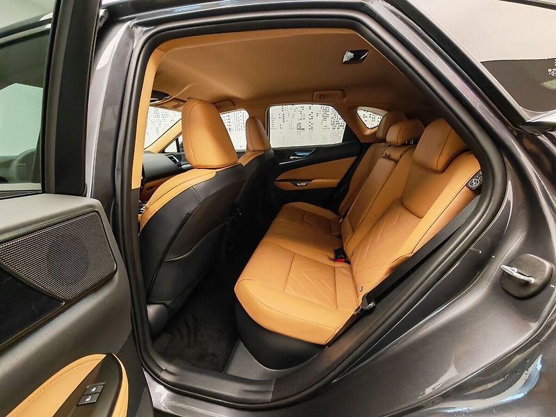 Lexus NX 350h 350h PRESTIGE - fotka 27 z 46