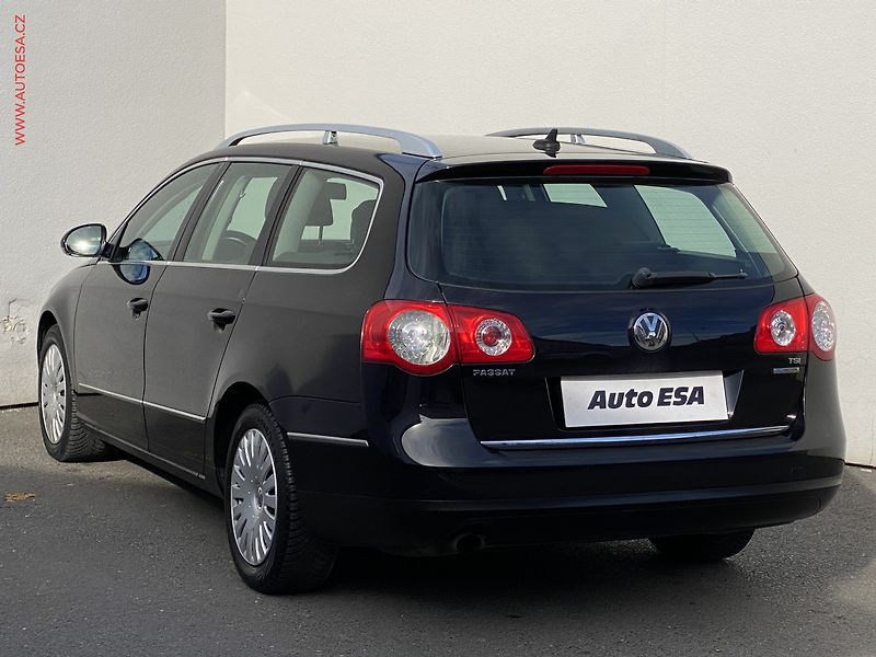 Volkswagen Passat (2009) 1.4 TSi, Comfortline - fotka 6 z 17