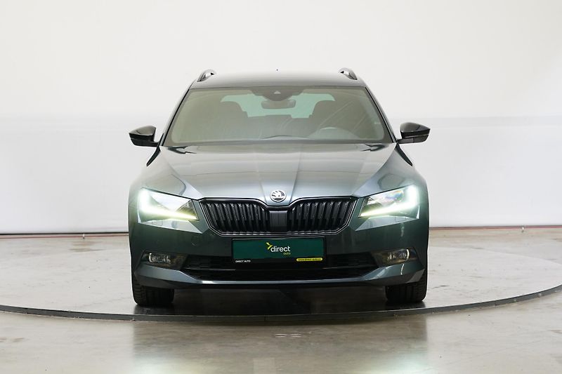 Škoda Superb - fotka 4 z 29