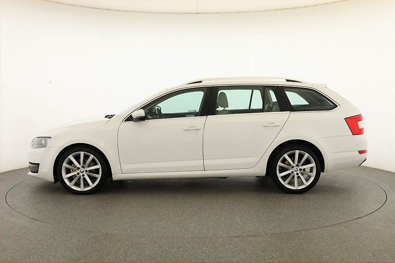 Škoda Octavia (2013) 1.6 TDI, Automat, Serv.kniha - fotka 3 z 21