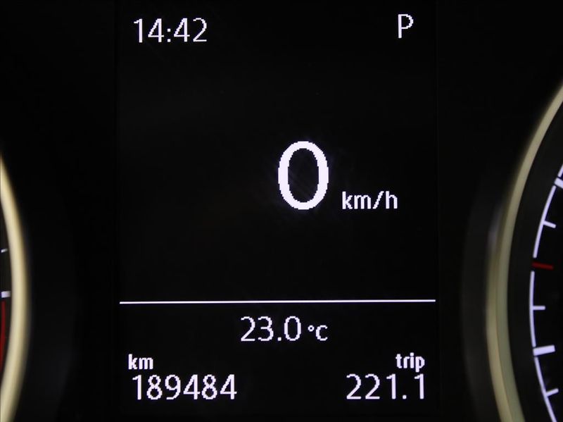 Volkswagen Golf 2,0 TDi 110kW DSG Highline ČR - fotka 18 z 18