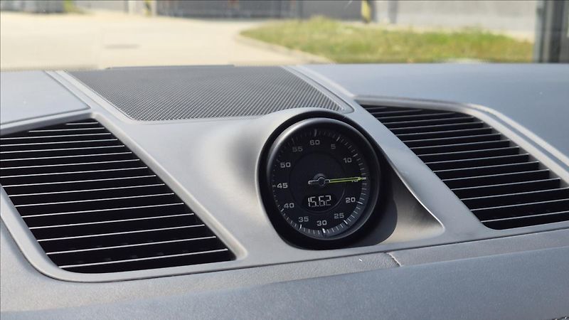 Porsche Cayenne 3,0 E-Hybrid 250Kw DPH coupe - fotka 21 z 29
