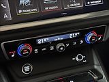 Audi Q3 2,0 TDi  S-Line Záruka LED Kam - náhled 42