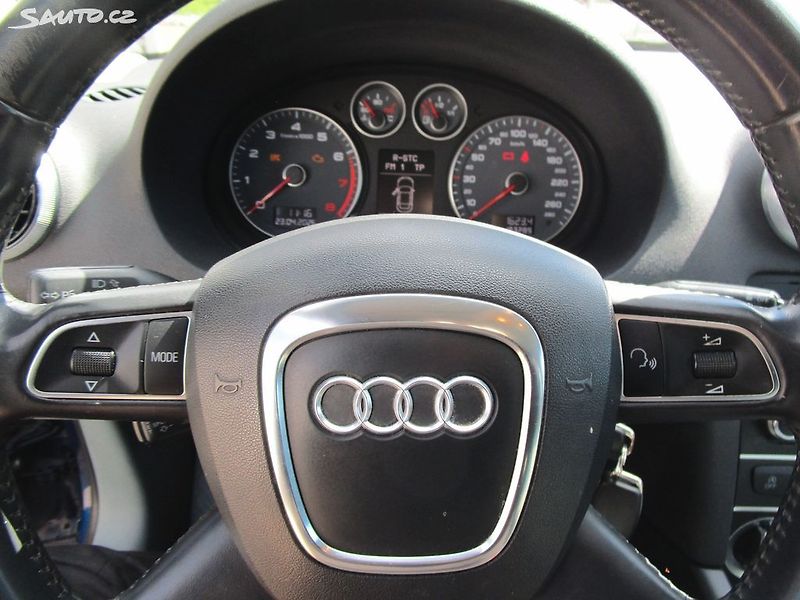 Audi A3 1,2TSI-77KW-NOVÁ STK+OLEJ - fotka 20 z 28