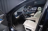 BMW i5 M60 xDrive M SoH 97% 360k Pano - náhled 18