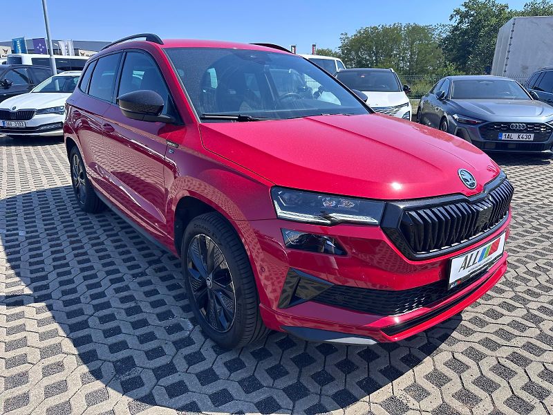 Škoda Karoq 2,0 TDI DSG 4x4 Sportline  - fotka 4 z 17
