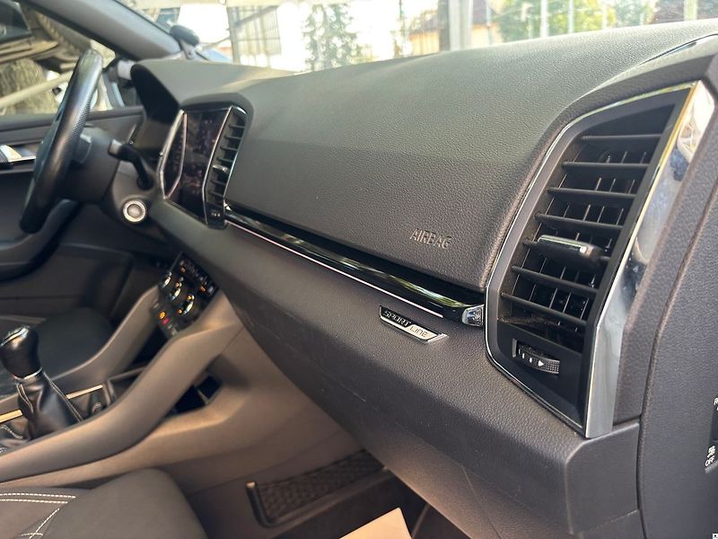 Škoda Karoq 2.0TDI 110KW/2020/Sportline-ZÁ - fotka 34 z 51