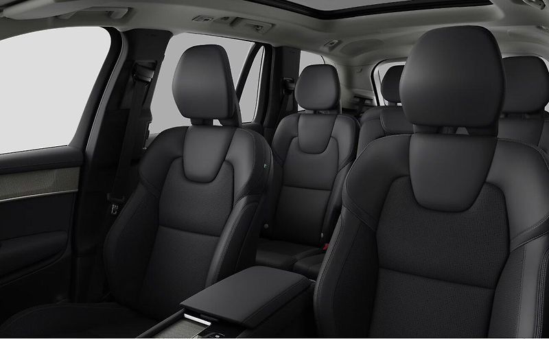 Volvo XC90 (2026) B5 AWD PLUS DARK - fotka 12 z 17