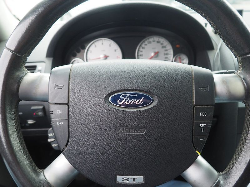Ford Mondeo (2004) ST 3.0 V6 166 kW, LPG - fotka 22 z 35