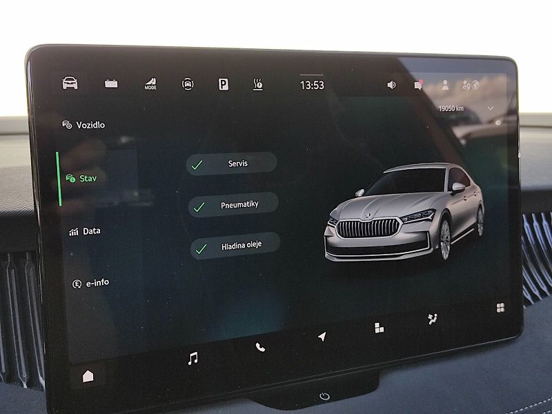 Škoda Superb (2025) iV SportLine 1,5 Tsi 150 Kw DS - fotka 20 z 47
