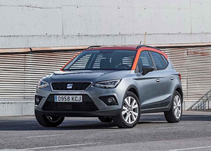 Výhodně koupíte třeba Dacii Duster, která na podzim plošně zlevnila o 15 tisíc korun.
