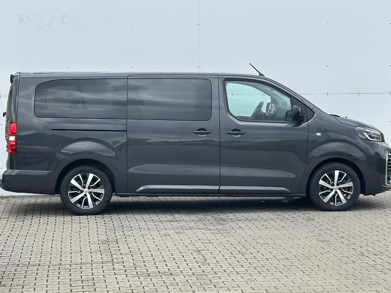 Toyota ProAce 2,0 D-4D 8AT L2 Family Webasto - fotka 8 z 25
