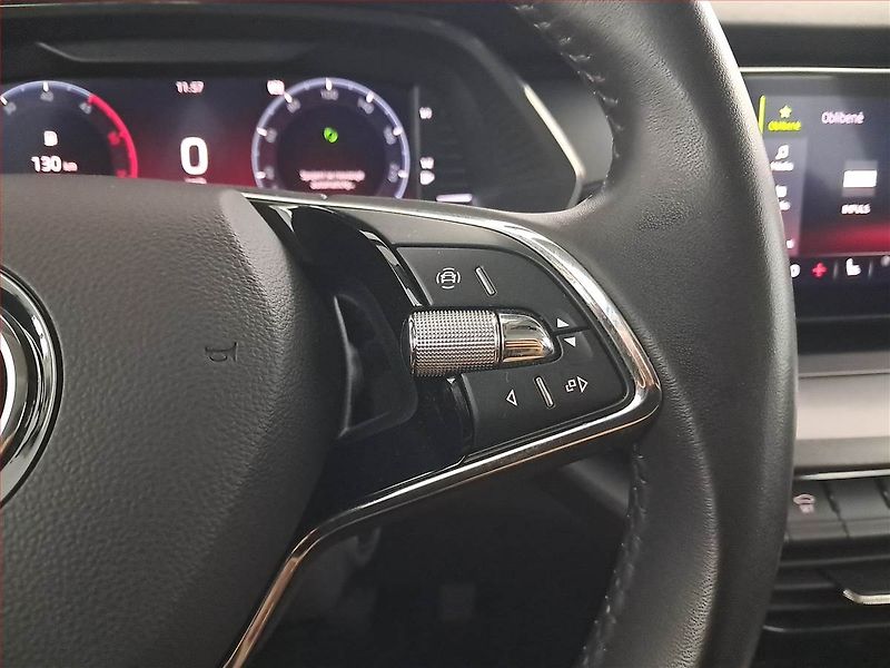 Škoda Octavia (2023) Ambition 2.0 TDI, ČR,1.maj - fotka 17 z 18