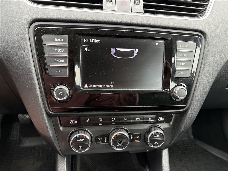 Škoda Octavia 2,0 TDI 110 KW MANUAL STYLE CZ - fotka 12 z 24
