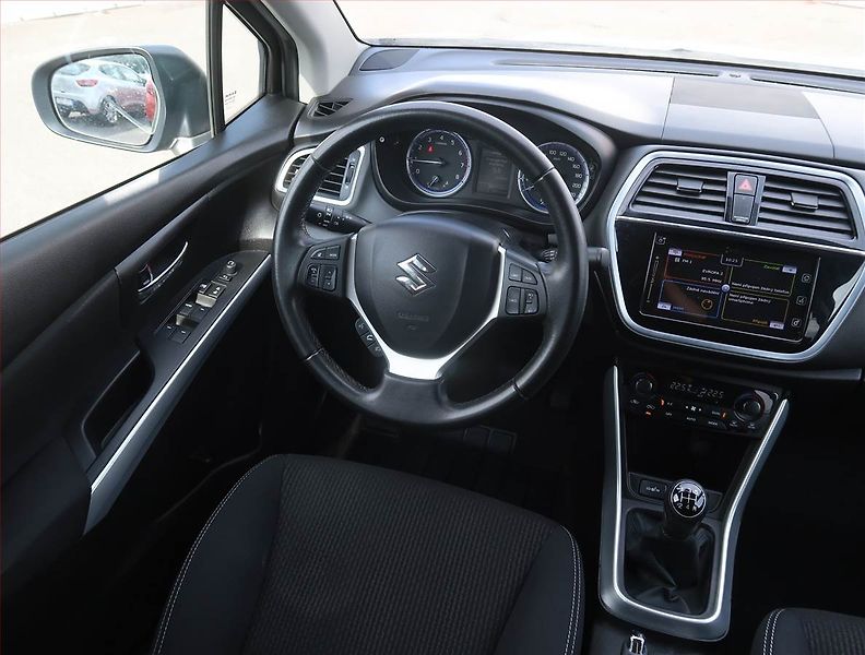 Suzuki SX4 S-Cross (2018) 1.0 BoosterJet, 4X4 - fotka 7 z 22