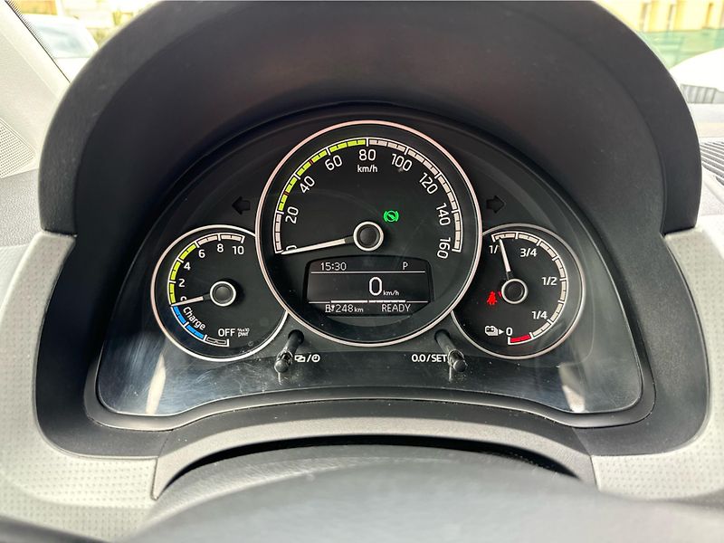 Škoda Citigo iV Style 36kWh 61kW SoH 87% - fotka 15 z 19