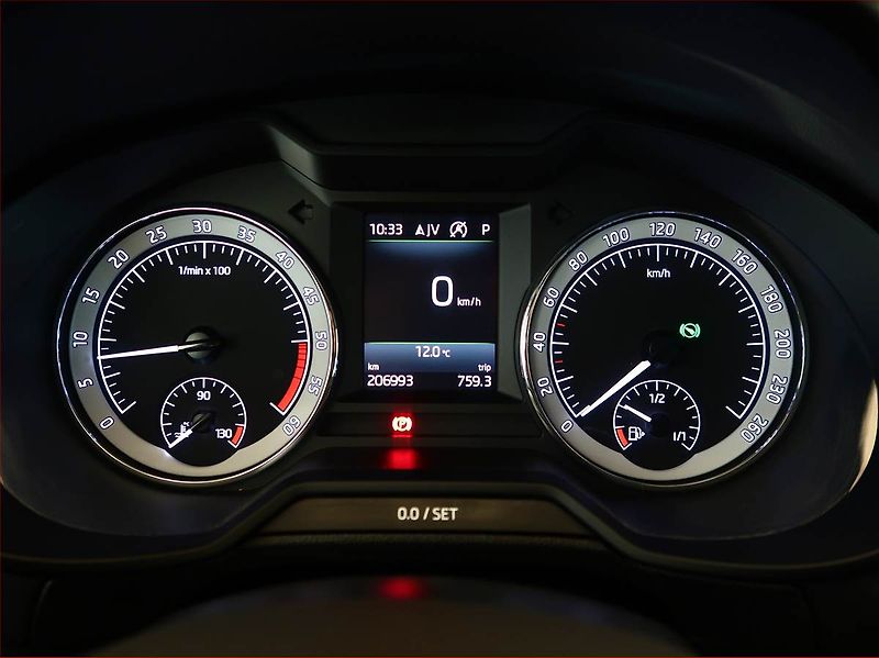 Škoda Octavia (2017) 2.0 TDI, 4X4, Automat, Kůže - fotka 11 z 20
