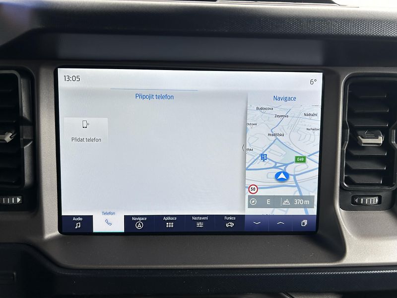 Ford Bronco 2.7 EcoBoost 246kW OUTER BANKS - fotka 23 z 32