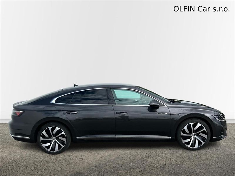 Volkswagen Arteon 2,0 TDi 110kW 7DSG R-line - fotka 3 z 29