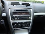 Škoda Octavia (2010) 1.6 TDI, Serv.kniha, Xenony - náhled 12