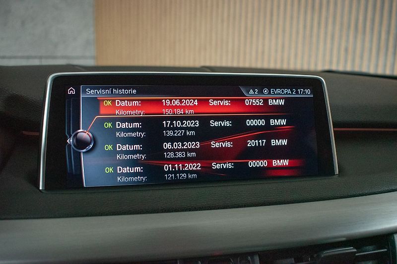 BMW X5 xDrive30d ///MSPORT*ČR*KAMERY - fotka 30 z 42
